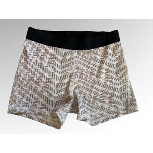 Victoria Sport Booty‎ Shorts, Workout , Gym, Squats, Ladies Medium